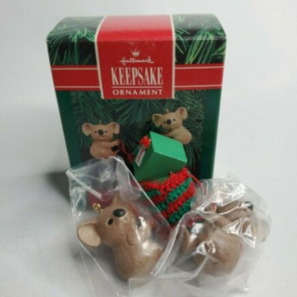 1990 Hallmark Keepsake Ornament Stocking Pals